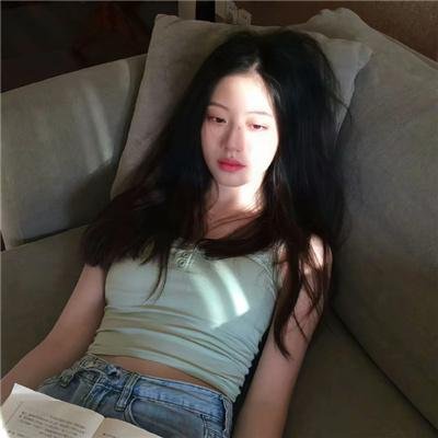 伊莎贝尔跳到聚光灯下